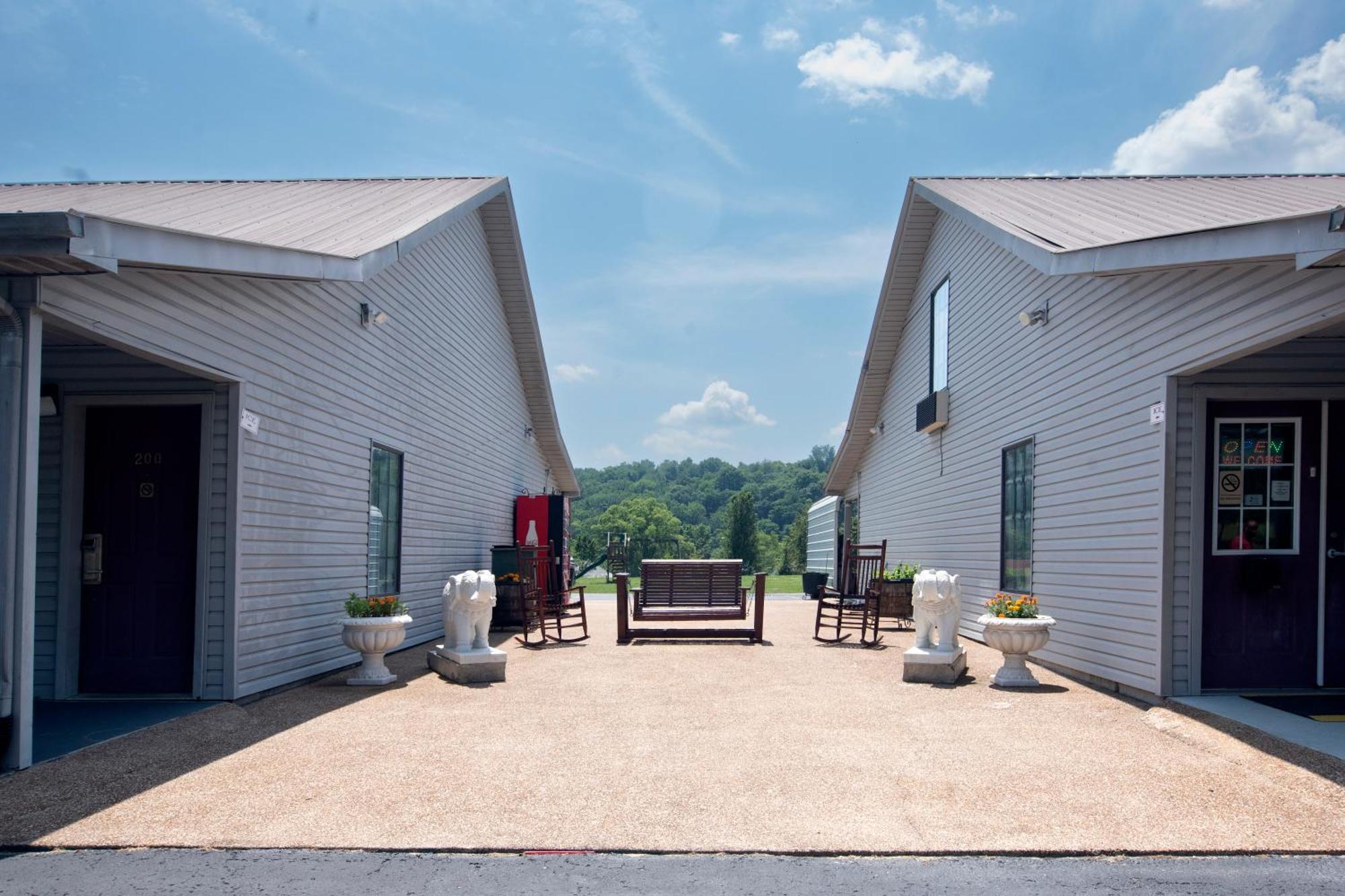 Lynchburg Country Inn Kültér fotó